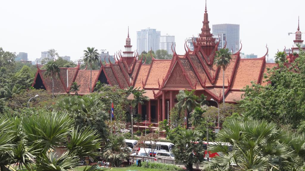 Golden Noura Villa-Pub & Restaurant Phnom Penh Luaran gambar