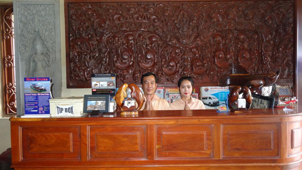 Golden Noura Villa-Pub & Restaurant Phnom Penh Luaran gambar